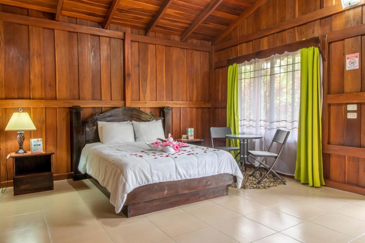Hotel Rancho Cerro Azul La Fortuna Ngoại thất bức ảnh