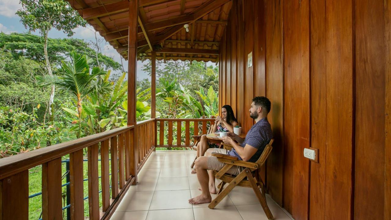 Hotel Rancho Cerro Azul La Fortuna Ngoại thất bức ảnh